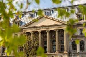 Sursa foto: facebook/ Universitatea din Bucureşti